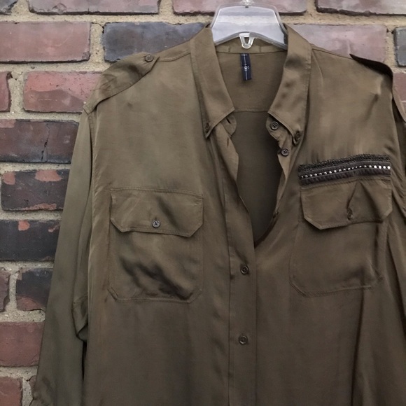 HIGH Everyday Italy Button Up Military Style Shirt Size 10 -28.5” Long -46 Chest - Picture 4 of 7